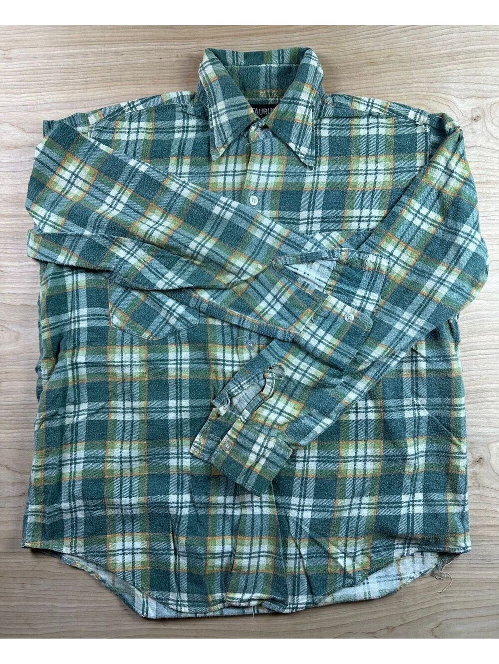 Vintage 70s Taurus Flannel button up shirt size medium plaid gorp 100% cotton